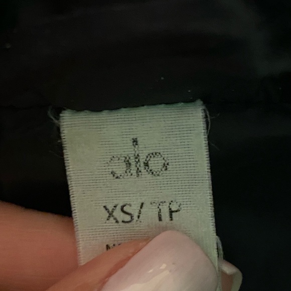 ALO Black Puffer Jacket - Picture 2 of 3